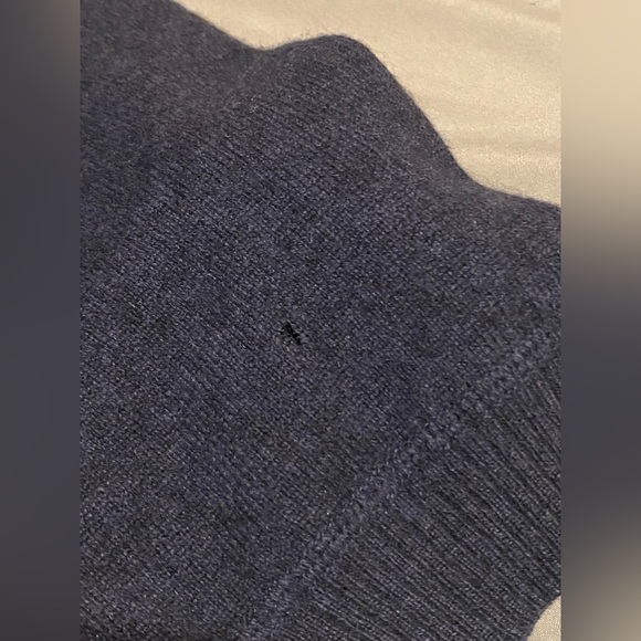 John W Nordstrom 100% cashmere V-Neck sweater - Picture 5 of 13